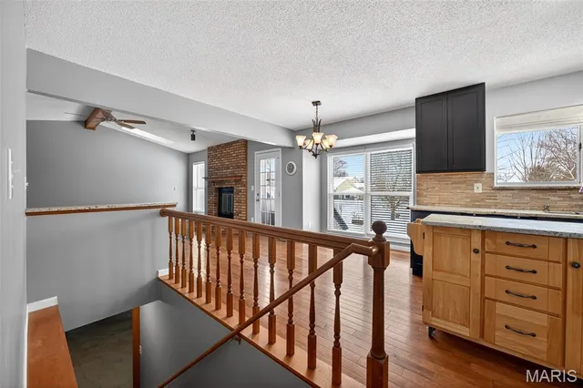 $324,900 | 522 Pioneer Drive, St. Peters, MO 63376