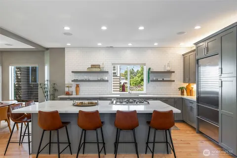 $1,225,000 | 6916 Flora Avenue South, Seattle, WA 98108
