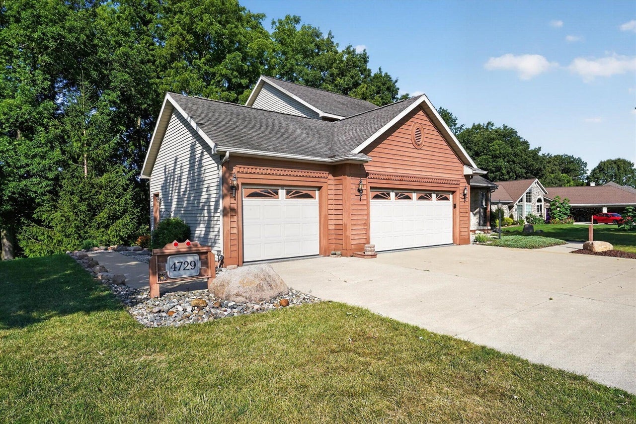 4729 Dimond Way Dimondale, MI 48821 - Photo 4 of 76 Gallery Image 4