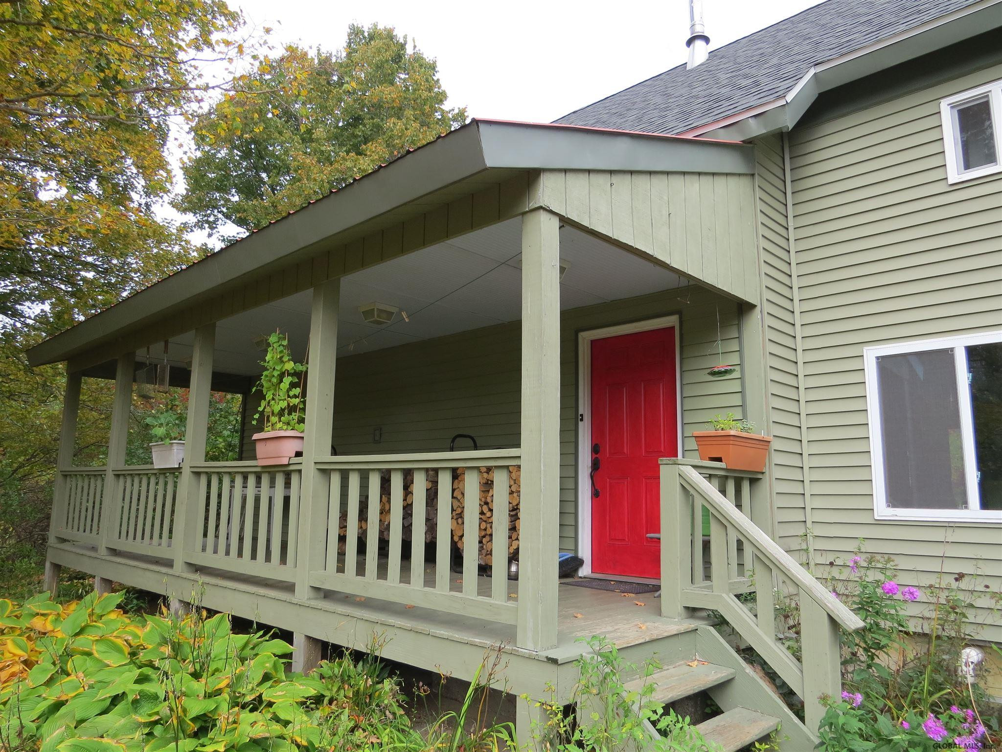 4698 Consaul Road Amsterdam, NY 12010 - Photo 2 of 48 Photo 2