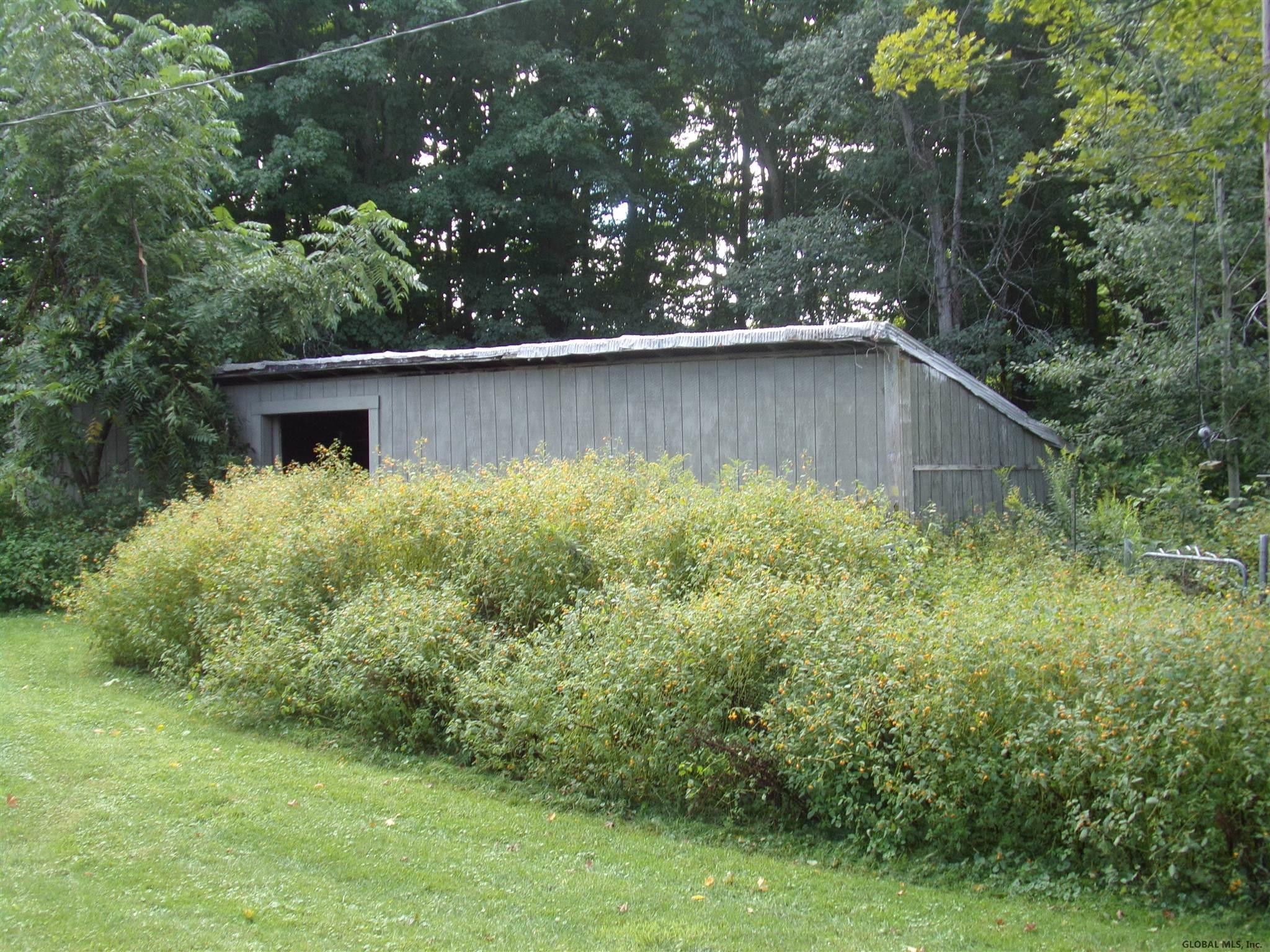 4698 Consaul Road Amsterdam, NY 12010 - Photo 44 of 48 Photo 44