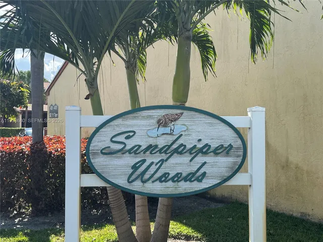 $2,800 | 458 Southeast 14th Street, Dania Beach, FL 33004