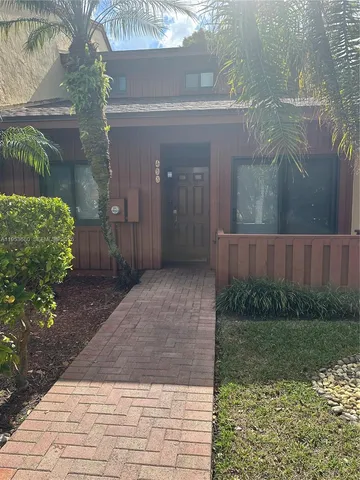 $2,800 | 458 Southeast 14th Street, Dania Beach, FL 33004