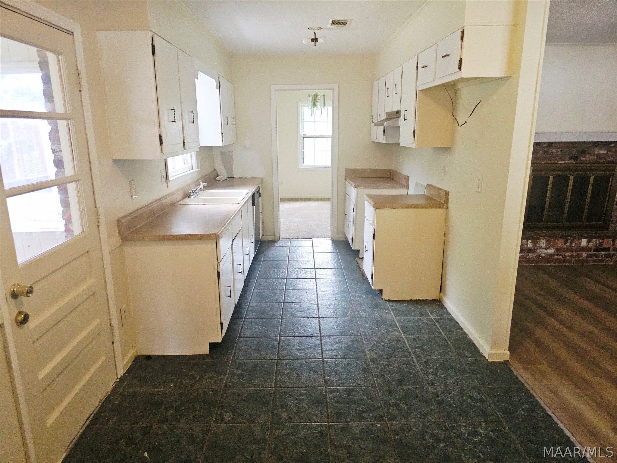 2750 Argyle Road Montgomery, AL 36116 - Photo 5 of 19 Gallery Image 5