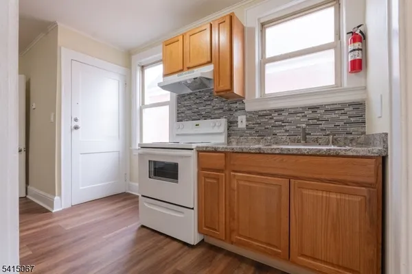 $2,100 | 312 High Street, Elizabeth, NJ 07202