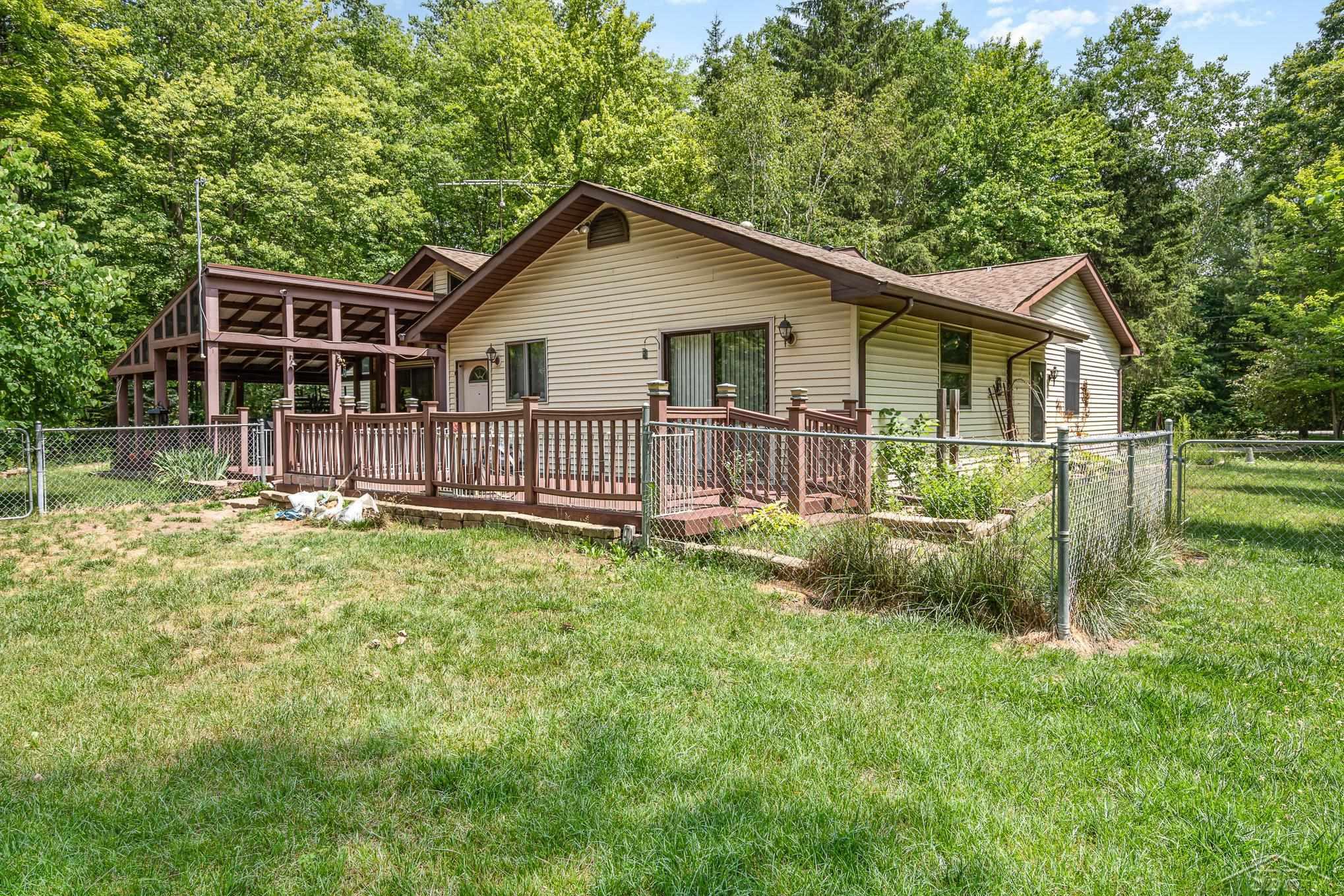4428 South Badour Road Hemlock, MI 48626 - Photo 9 of 20