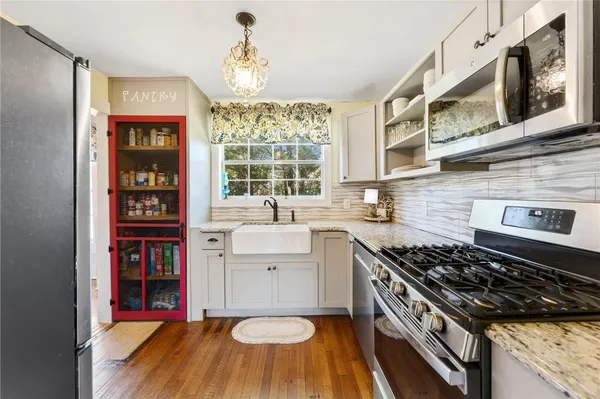 $340,000 | 605 East Fairplay Boulevard, Fair Play, SC 29643