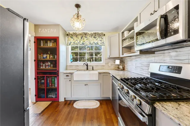 $350,000 | 605 East Fairplay Boulevard, Fair Play, SC 29643