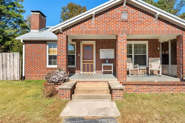 $340,000 | 605 East Fairplay Boulevard, Fair Play, SC 29643