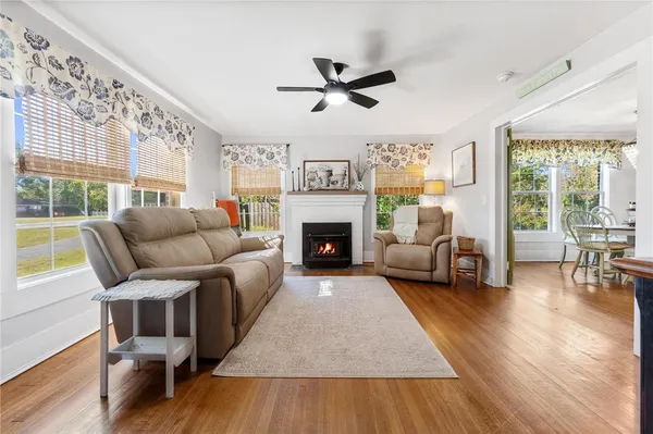 $340,000 | 605 East Fairplay Boulevard, Fair Play, SC 29643