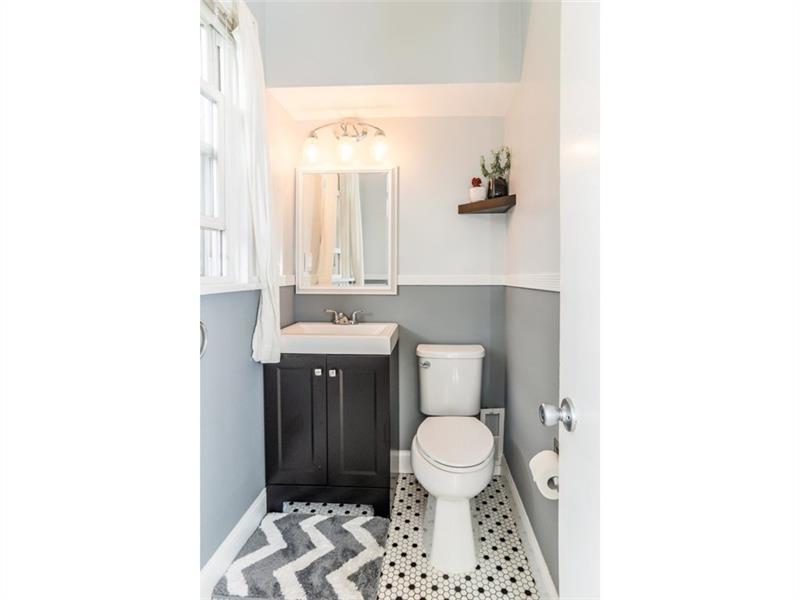 4003 Ewalt Road Gibsonia, PA 15044 - Photo 11 of 25 Gallery Image 11