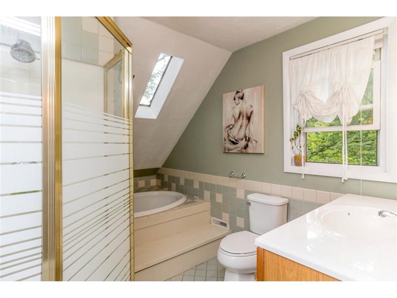 4003 Ewalt Road Gibsonia, PA 15044 - Photo 17 of 25 Gallery Image 17