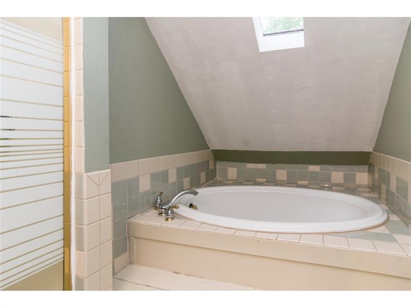 4003 Ewalt Road Gibsonia, PA 15044 - Photo 18 of 25 Gallery Image 18