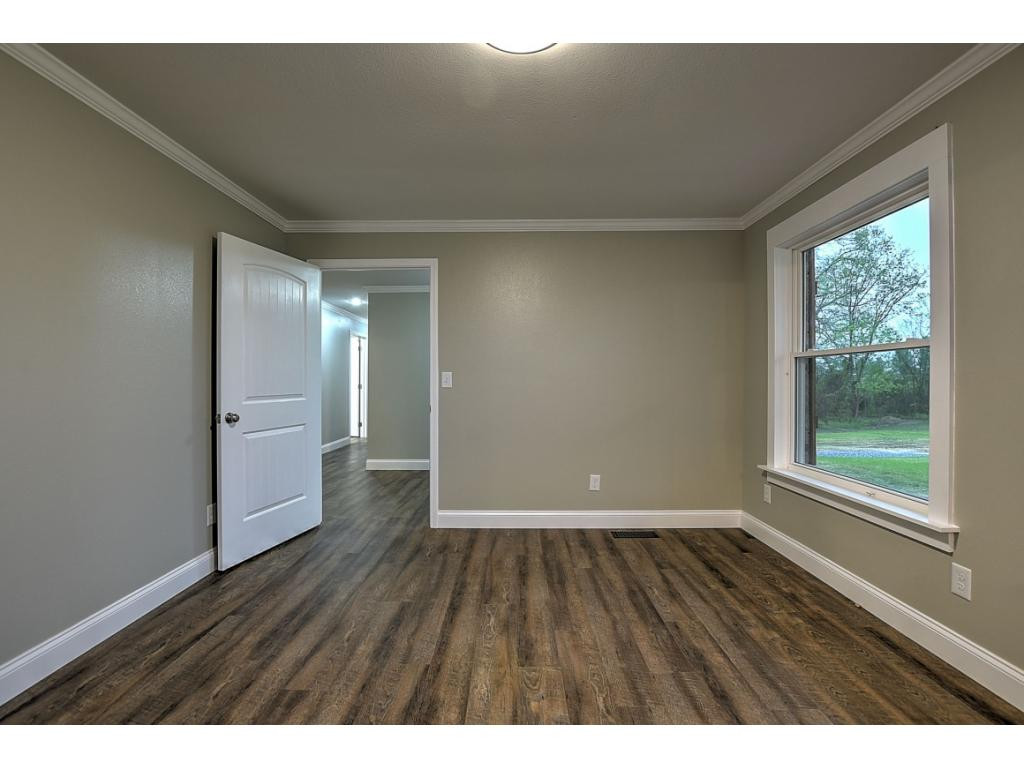 1035 Carters Valley Road Mosheim, TN 37818 - Photo 18 of 36 Photo 18