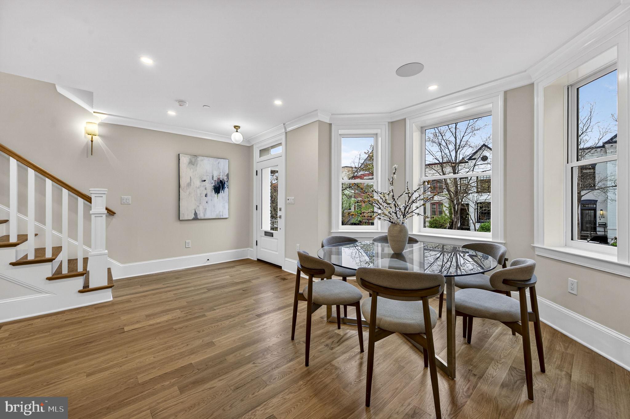 647 E Street Northeast Washington, DC 20002 - Photo 4 of 44
