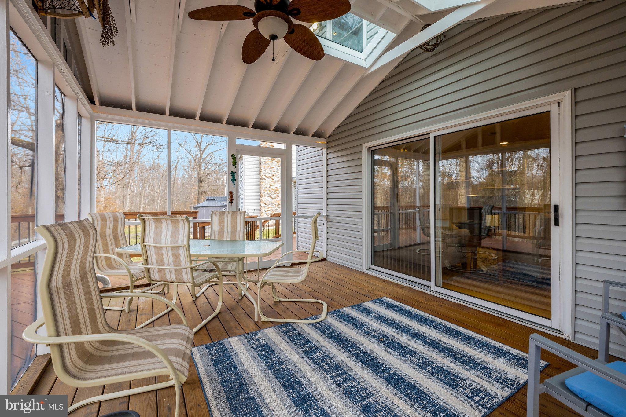 34 Lipscomb Court Sterling, VA 20165 - Photo 37 of 91