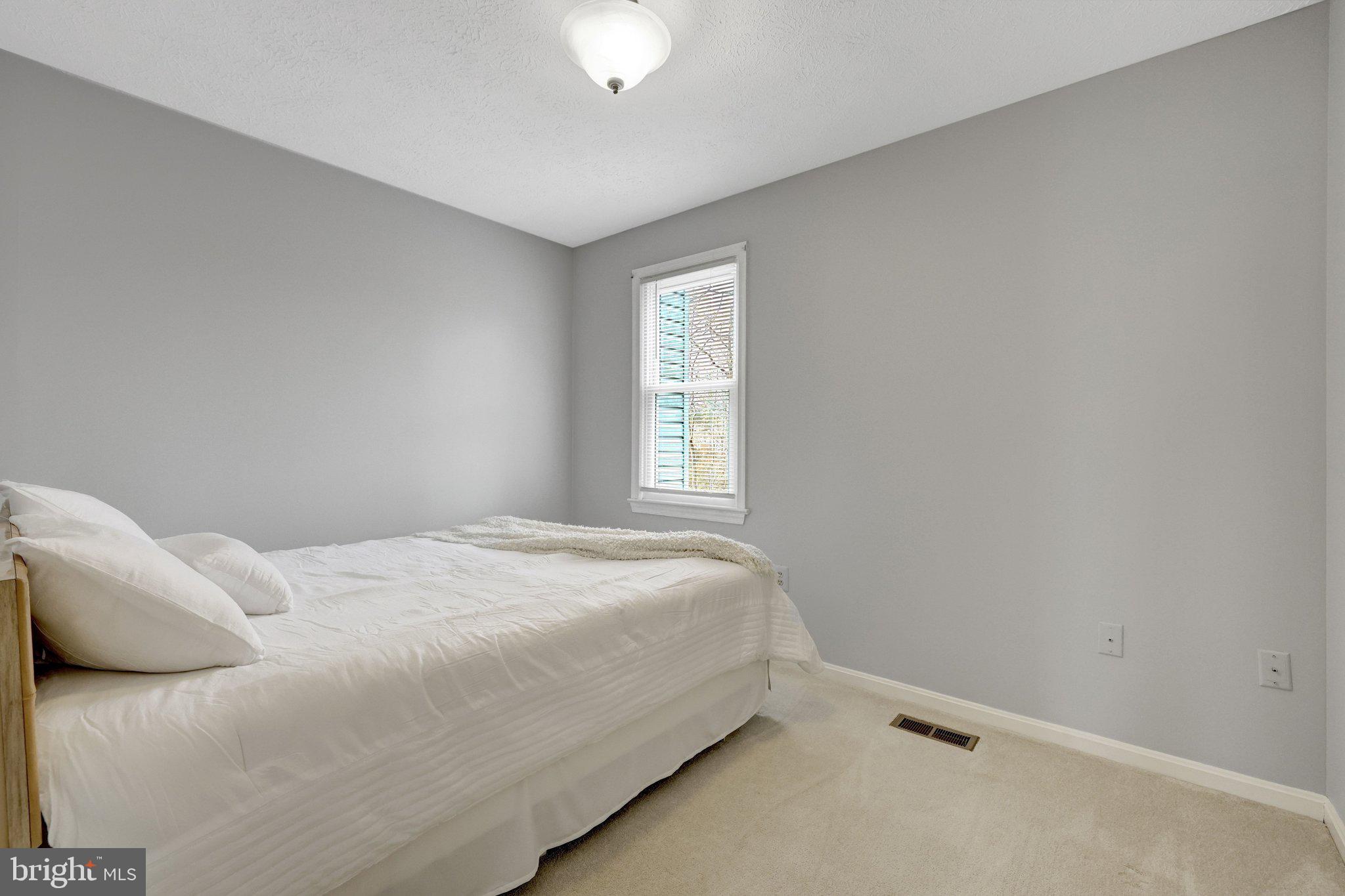 34 Lipscomb Court Sterling, VA 20165 - Photo 48 of 91