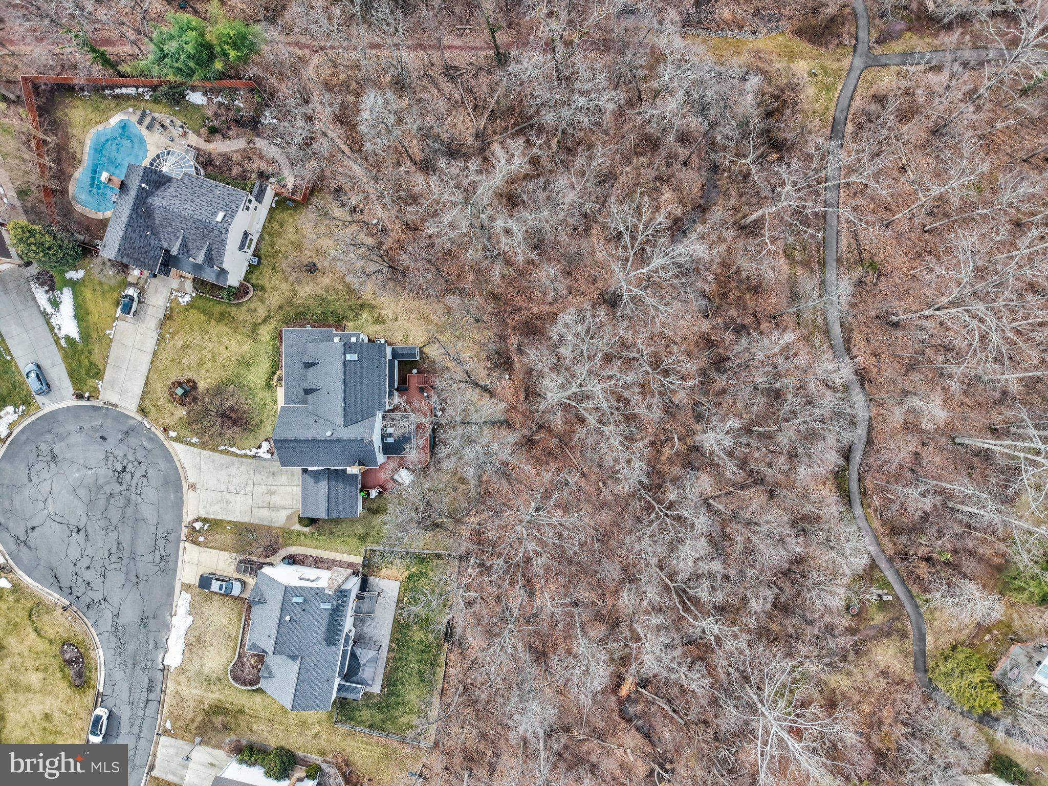 34 Lipscomb Court Sterling, VA 20165 - Photo 72 of 91 an aerial view of residential house with outdoor space