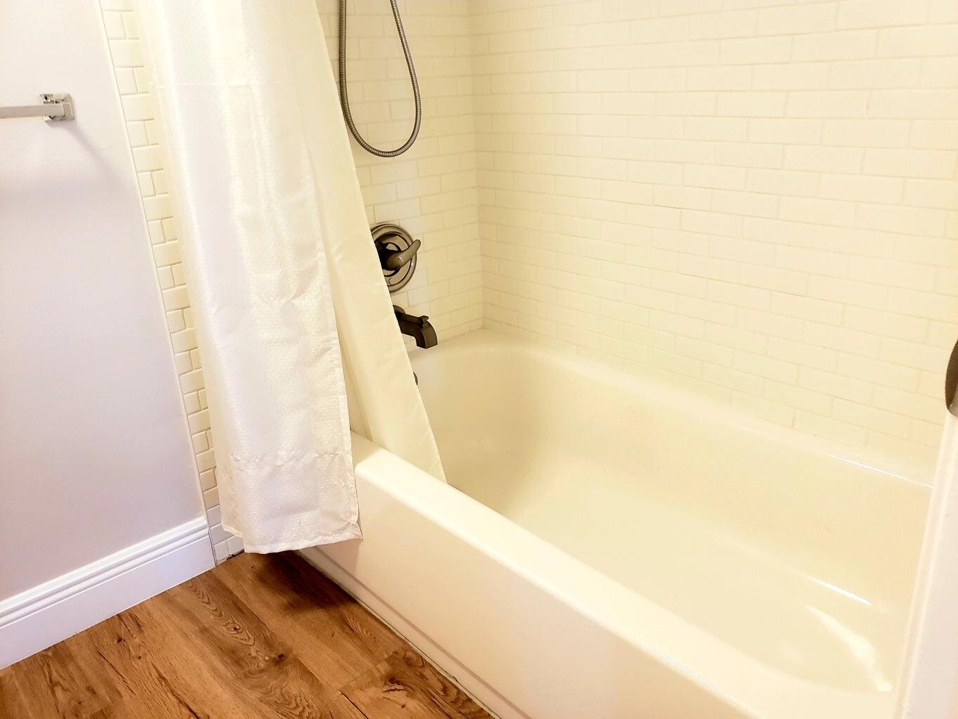 Undisclosed Address West Palm Beach, FL 33409 - Photo 38 of 58 20220115175607084398000000-o