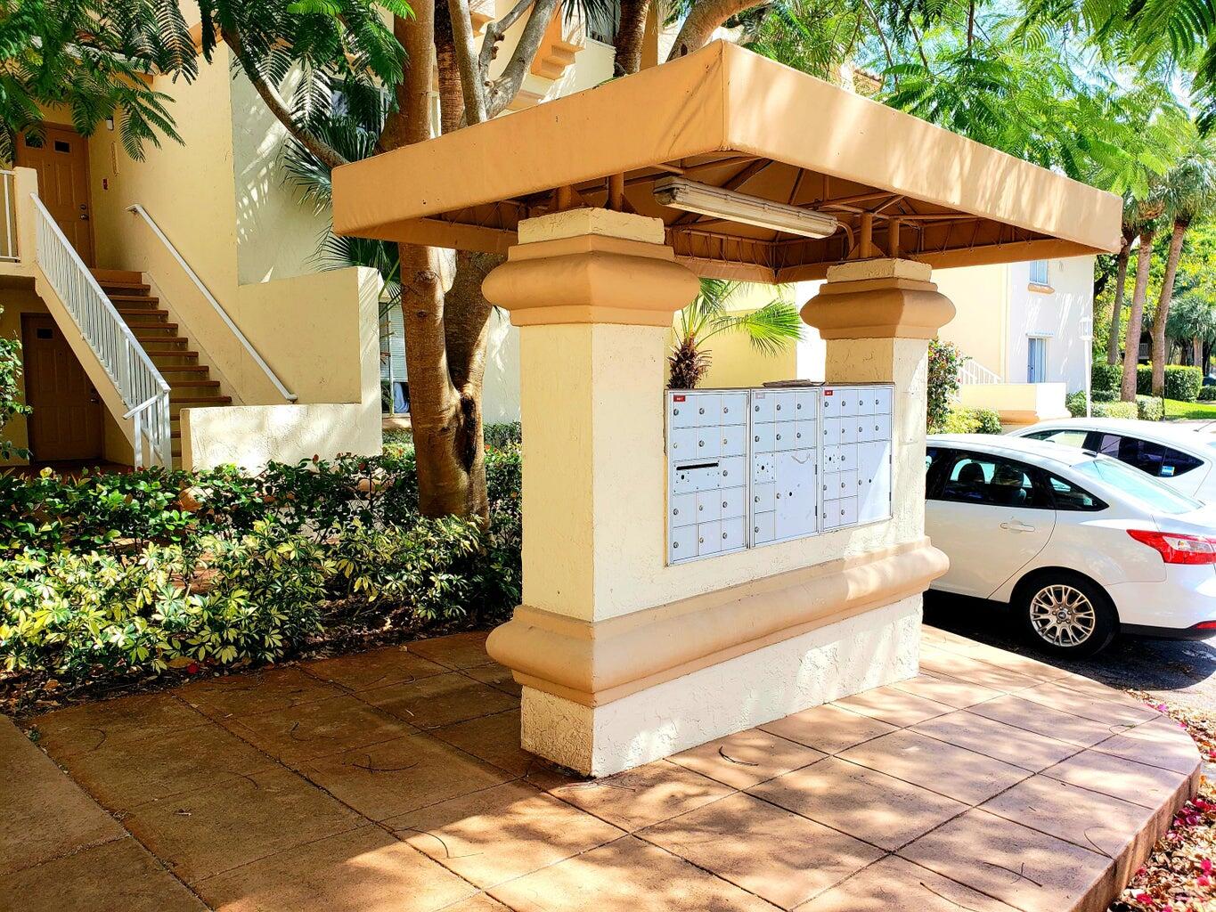 Undisclosed Address West Palm Beach, FL 33409 - Photo 56 of 58 20220115175600174268000000-o