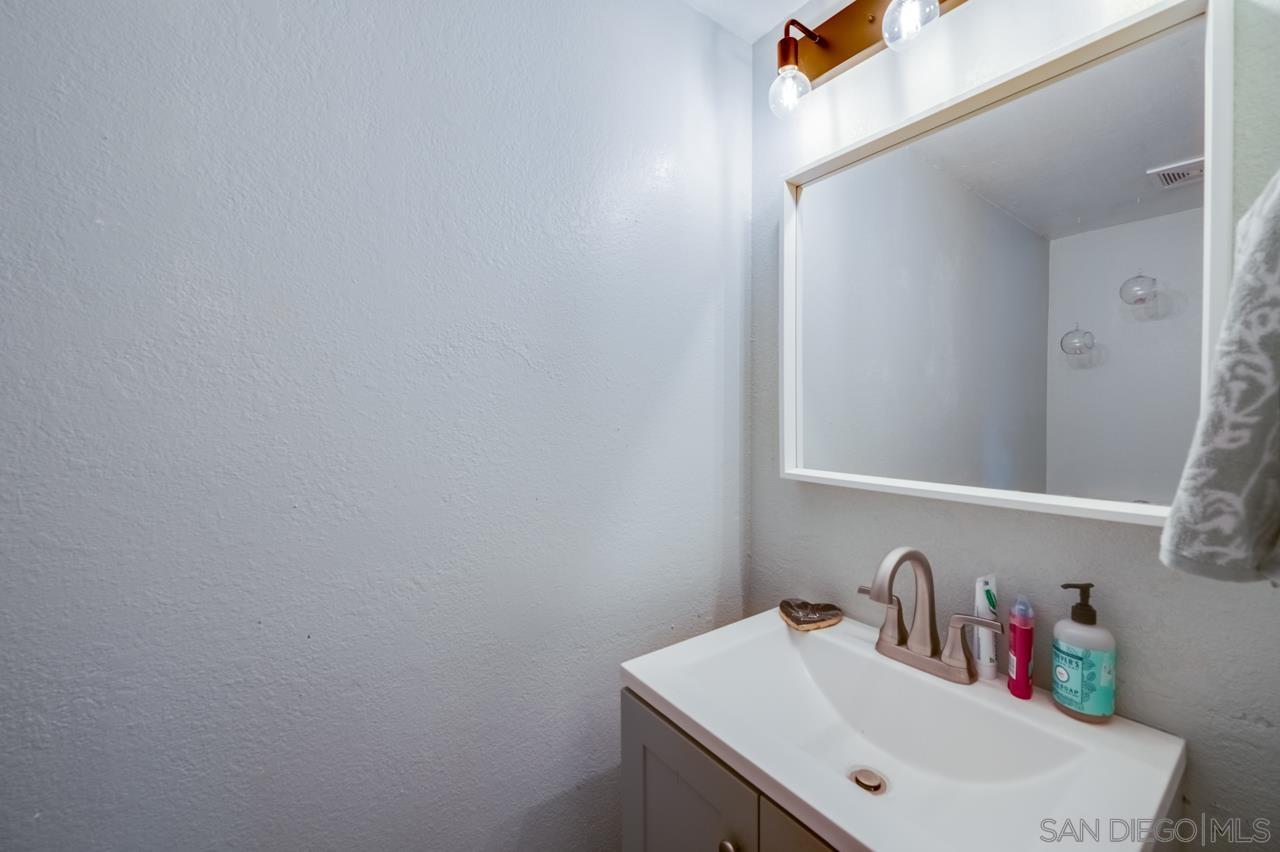 8713 Central Way Spring Valley, CA 91977 - Photo 22 of 39 Gallery Image 22