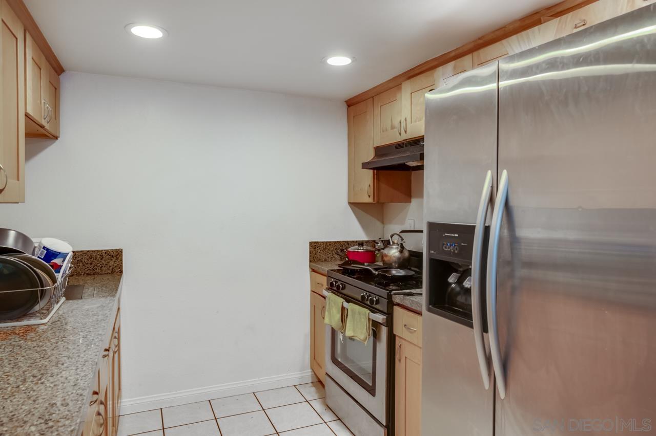 8713 Central Way Spring Valley, CA 91977 - Photo 6 of 39 Gallery Image 6