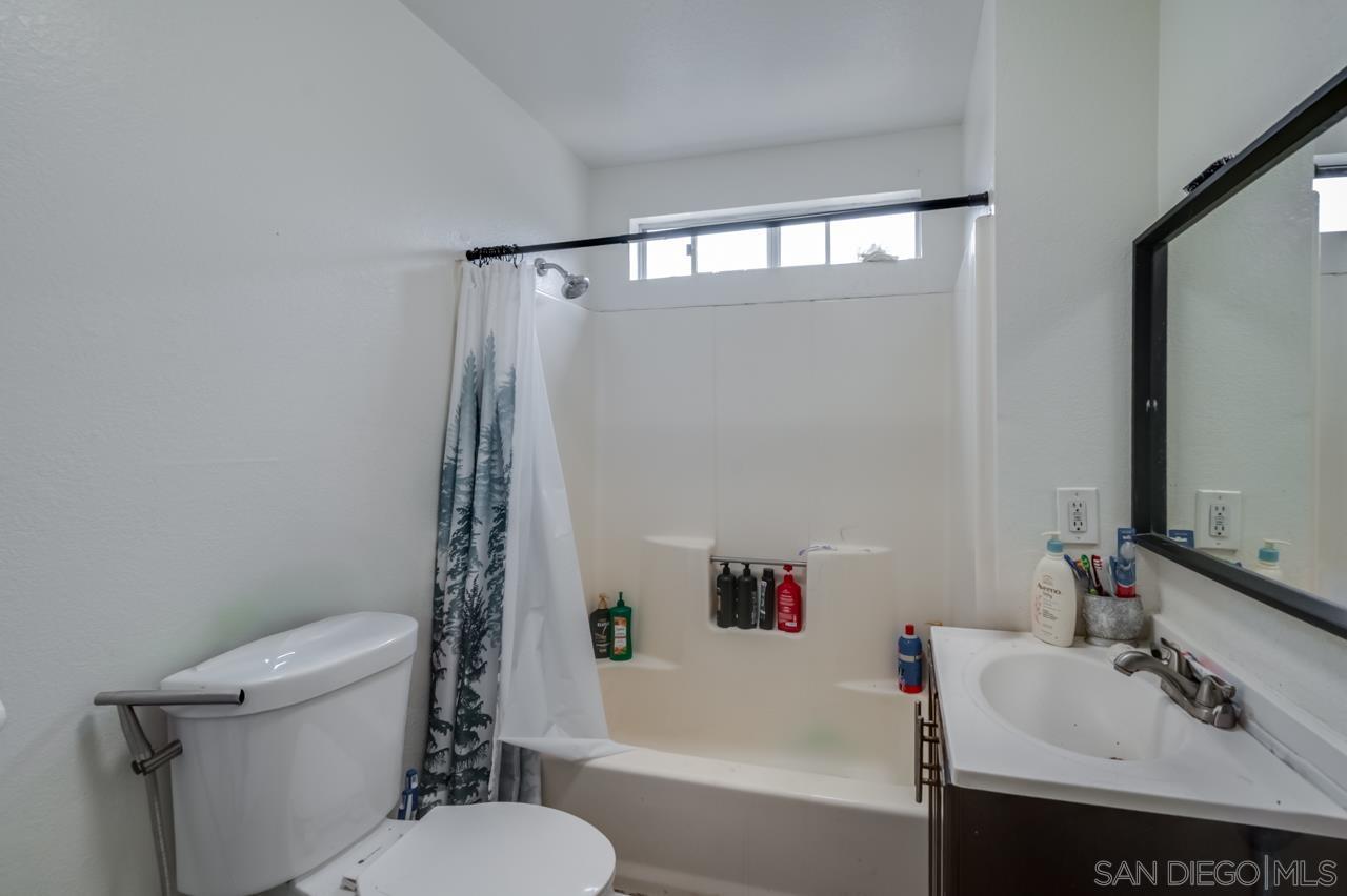8713 Central Way Spring Valley, CA 91977 - Photo 8 of 39 Gallery Image 8