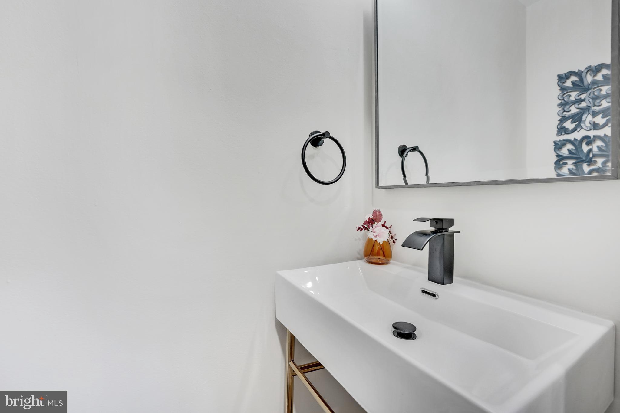 1438 Howard Road Southeast Washington, DC 20020 - Photo 10 of 26 Gallery Image 10