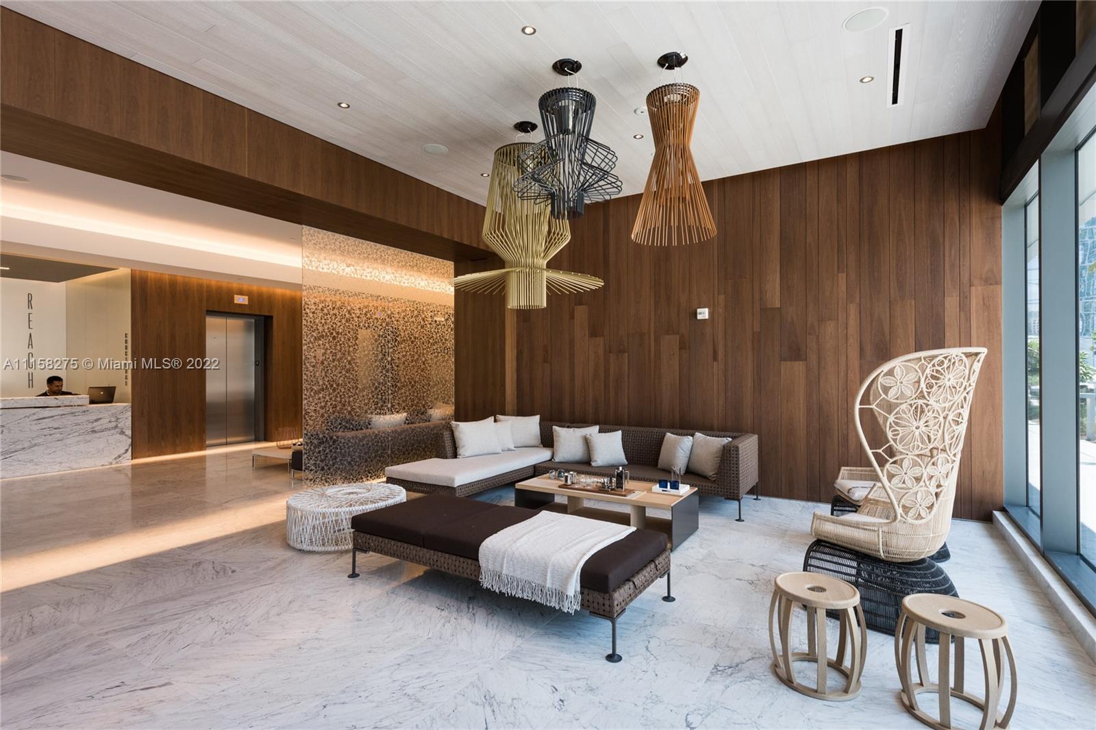 88 Southwest 7th Street, Unit 4110 Miami, FL 33130 - Photo 19 of 33 a living room with furniture