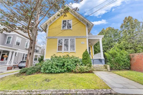 $875,000 | 117 Benevolent Street, Providence, RI 02906