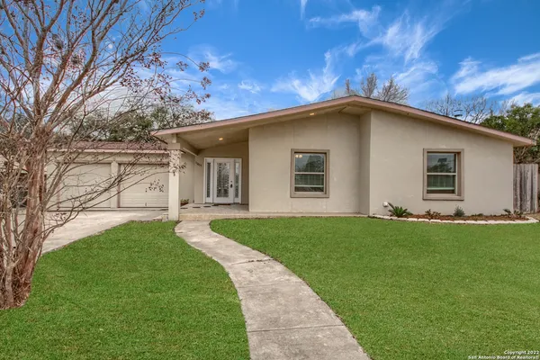 $2,100 | 11015 Wedgewood Drive, San Antonio, TX 78230