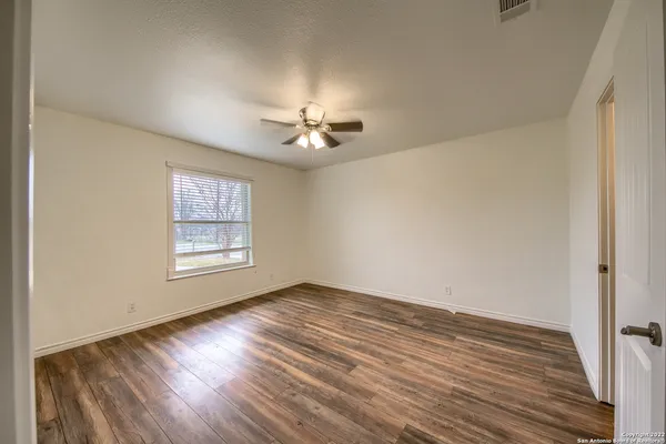 $2,100 | 11015 Wedgewood Drive, San Antonio, TX 78230