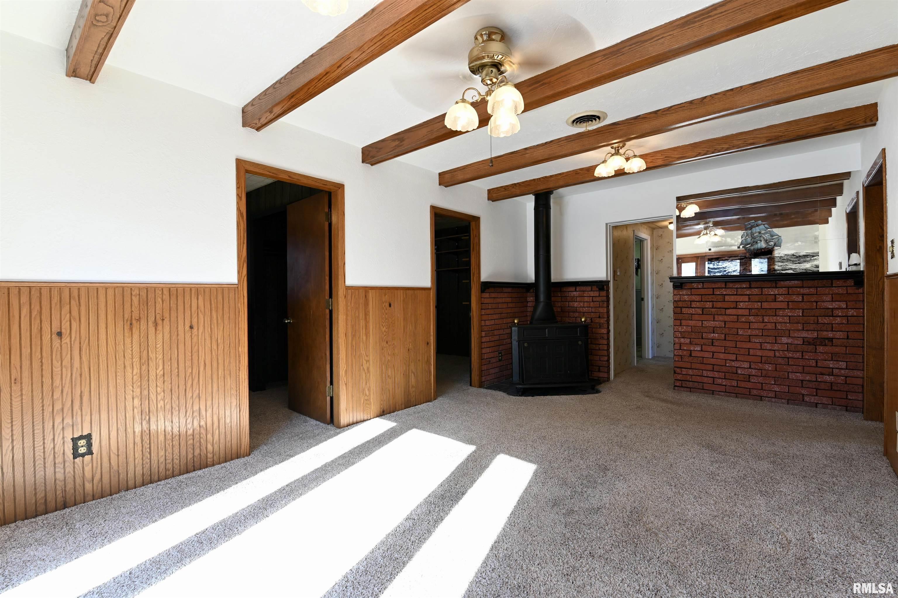 12017 North Riverview Road Chillicothe, IL 61523 - Photo 14 of 41 Gallery Image 14