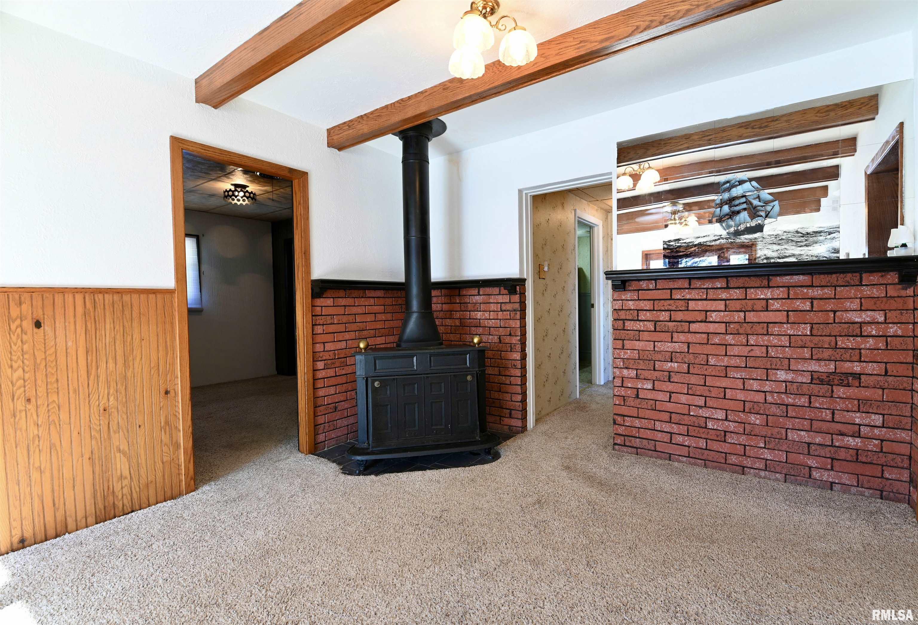 12017 North Riverview Road Chillicothe, IL 61523 - Photo 16 of 41 Gallery Image 16