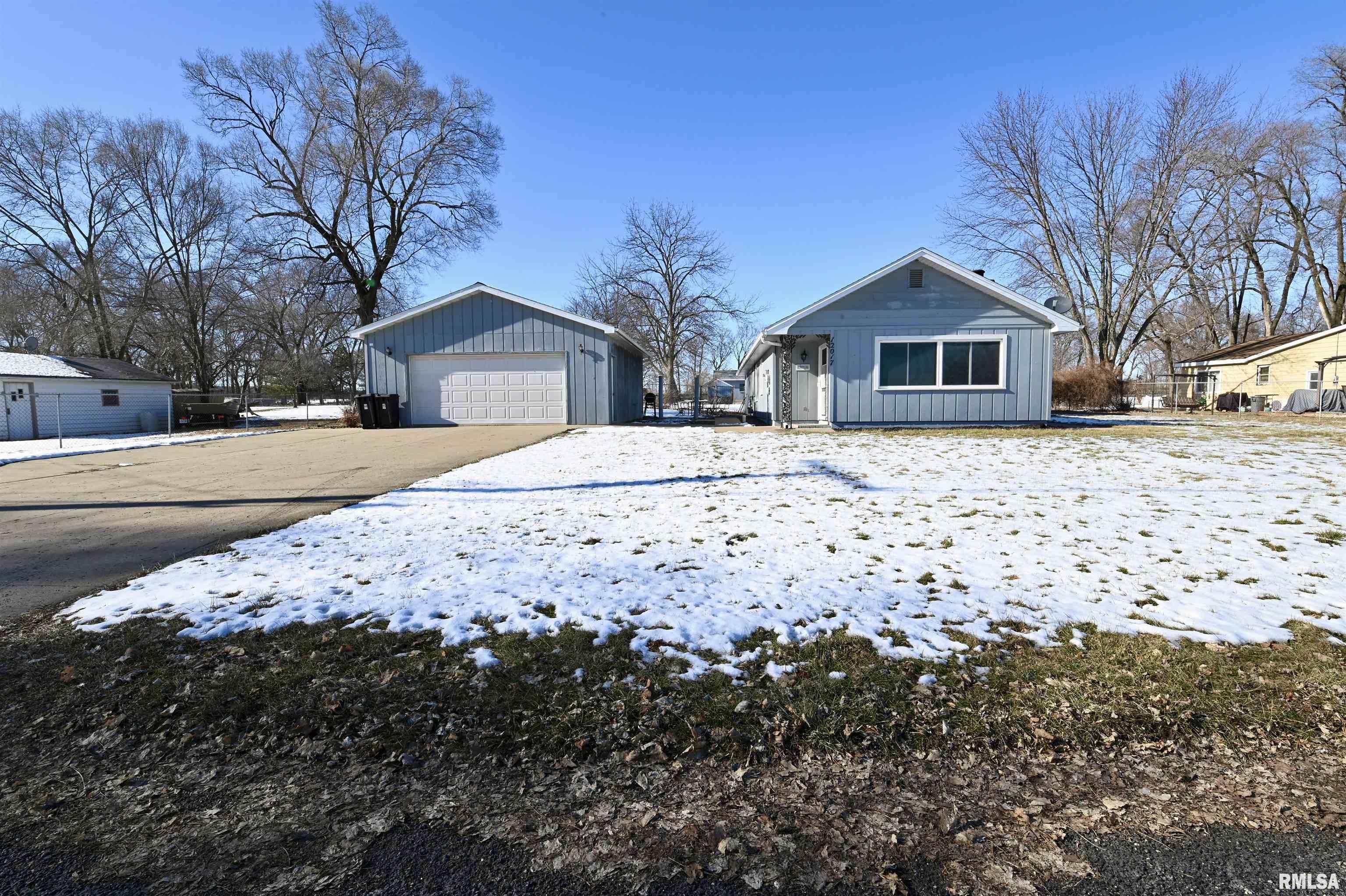 12017 North Riverview Road Chillicothe, IL 61523 - Photo 33 of 41 Gallery Image 33