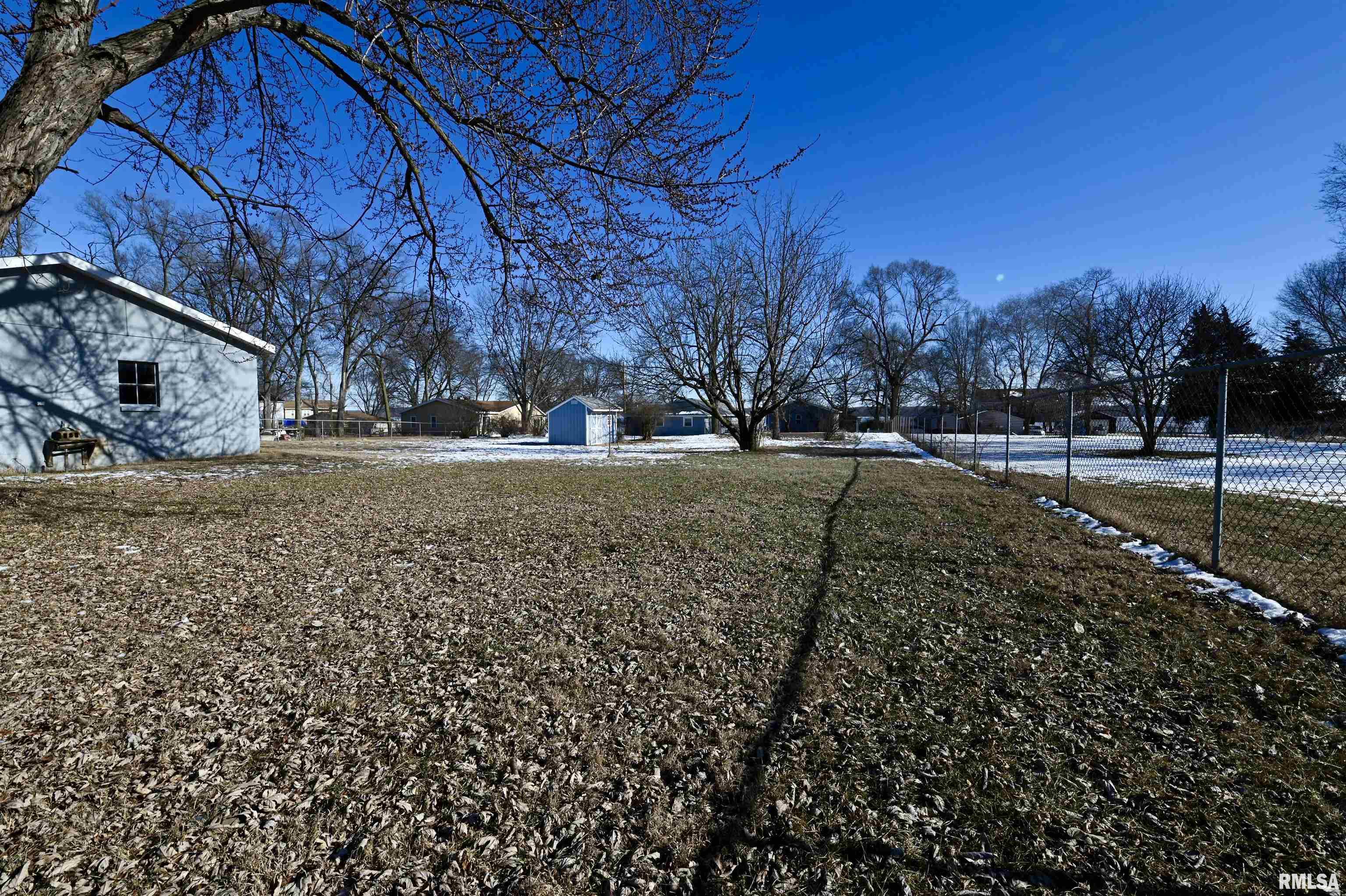 12017 North Riverview Road Chillicothe, IL 61523 - Photo 38 of 41 Gallery Image 38