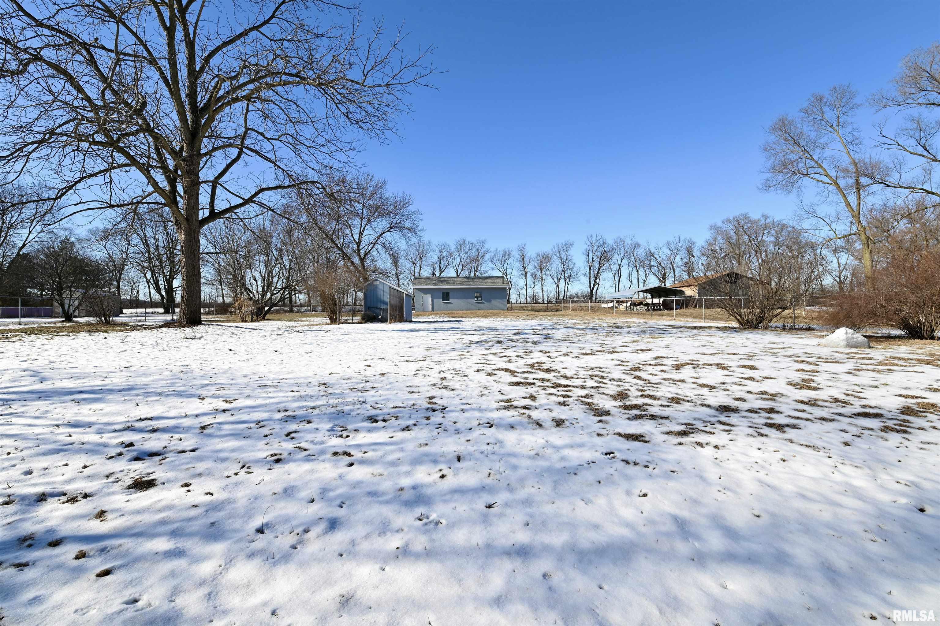 12017 North Riverview Road Chillicothe, IL 61523 - Photo 5 of 41 Gallery Image 5