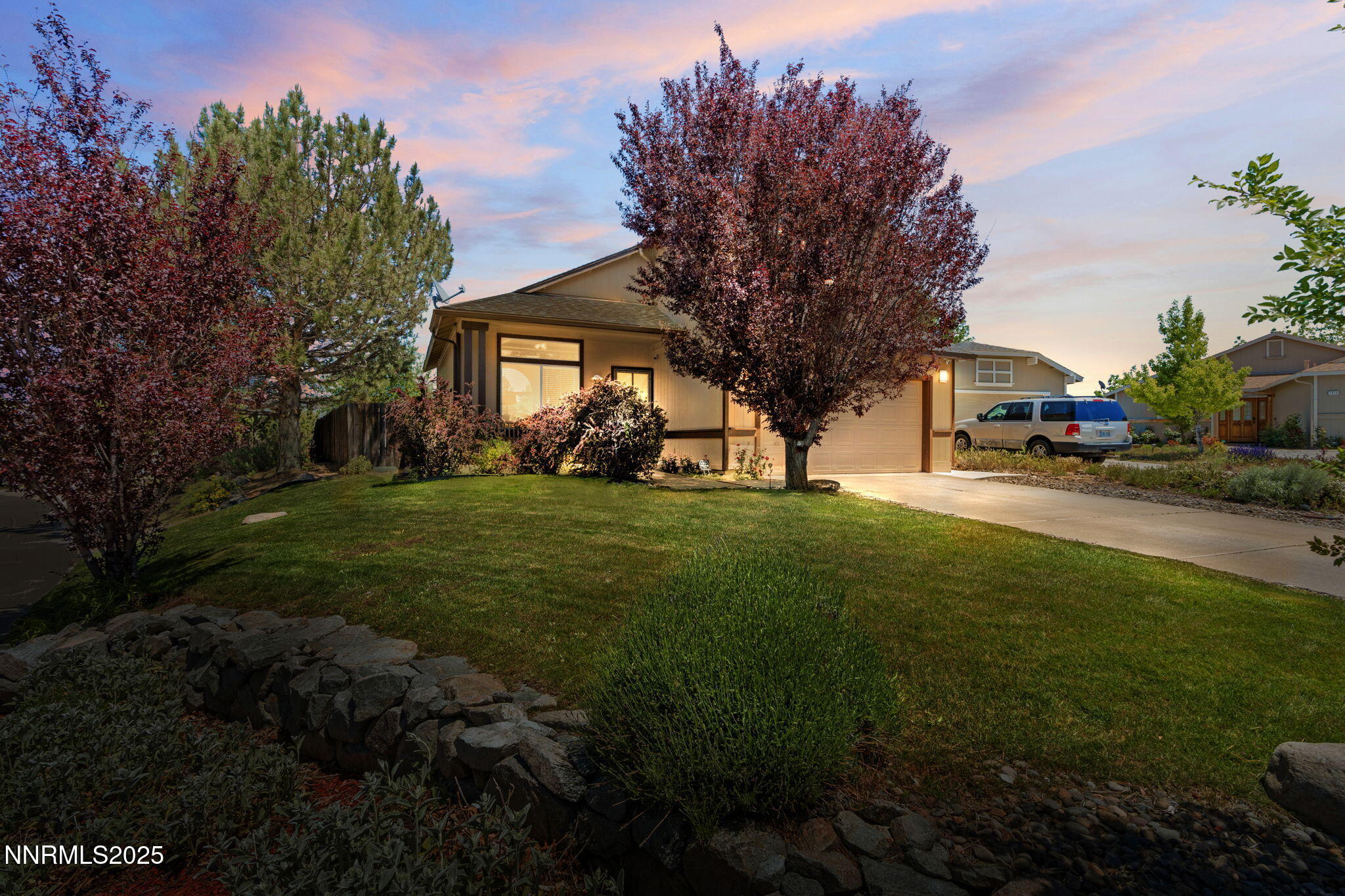 7850 Anchor Point Court Reno, NV 89506 - Photo 3 of 39 1-web-or-mls-DSC07069 - Copy (1)