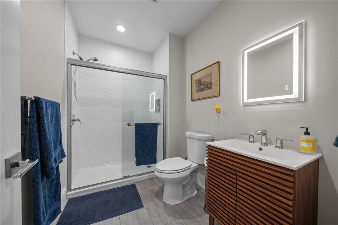 12 University Avenue Providence, RI 02906 - Photo 15 of 44