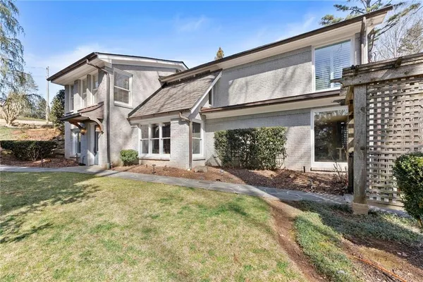 $2,300,000 | 5983 Nachoochee Trail, Flowery Branch, GA 30542