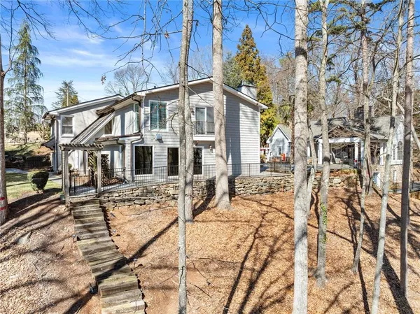 $2,300,000 | 5983 Nachoochee Trail, Flowery Branch, GA 30542