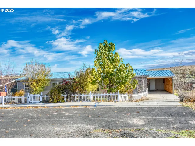 $225,000 | 940 Southeast 9th Street, Pendleton, OR 97801