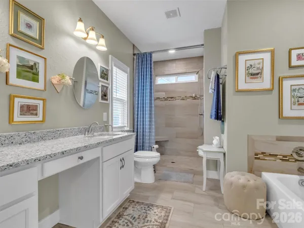 $675,000 | 605 Red Bank Road, Unit 9, Waynesville, NC 28786