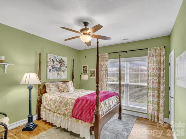 $675,000 | 605 Red Bank Road, Unit 9, Waynesville, NC 28786