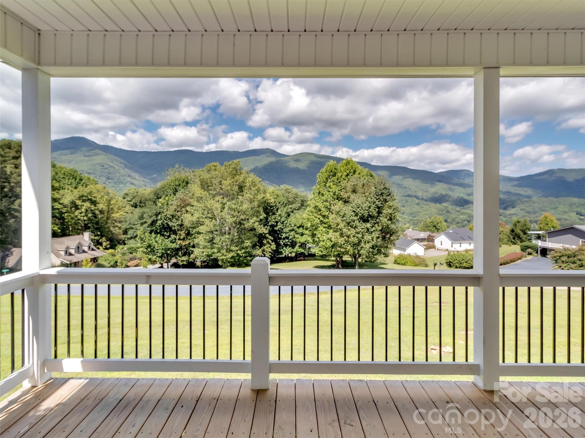 605 Red Bank Road, Unit 9 Waynesville, NC 28786 - Photo 3 of 44