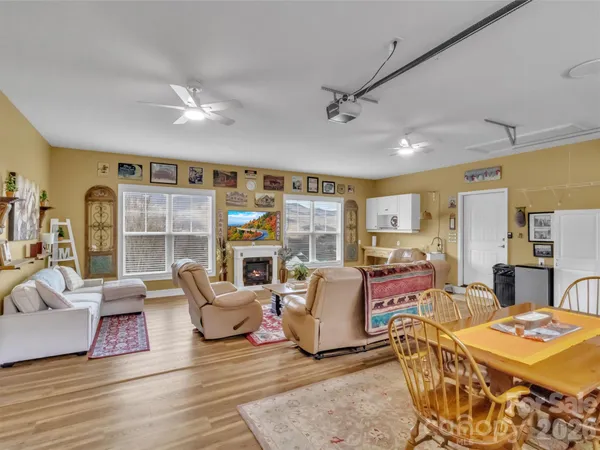 $675,000 | 605 Red Bank Road, Unit 9, Waynesville, NC 28786