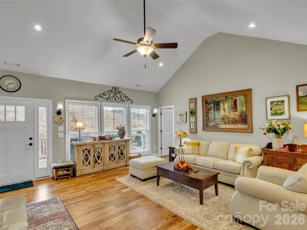 $675,000 | 605 Red Bank Road, Unit 9, Waynesville, NC 28786