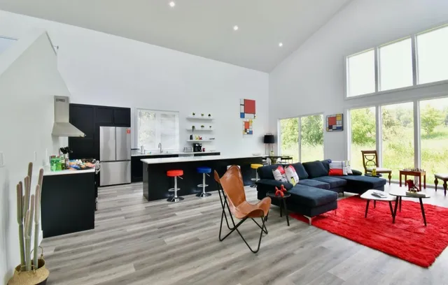 $7,995 | 1021 Gardner Street East, Wayzata, MN 55391