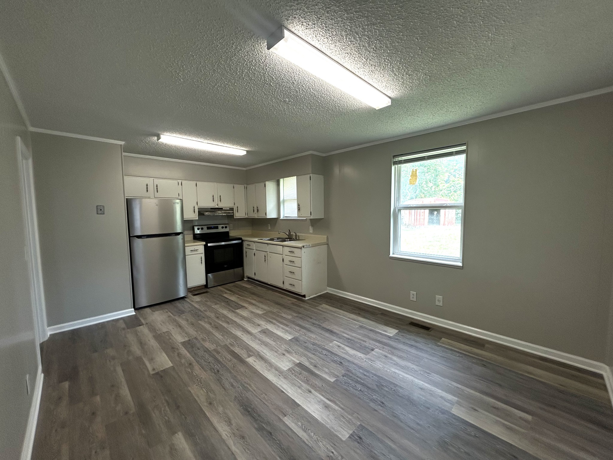 808 Goldcrest Drive Springfield, TN 37172 - Photo 6 of 26 Gallery Image 6