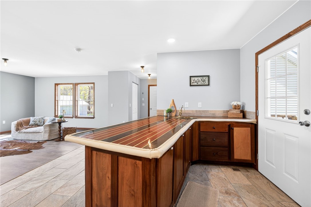 8628 Garlinghouse Road Naples, NY 14512 - Photo 12 of 48 Custom Mahogany Wet Bar